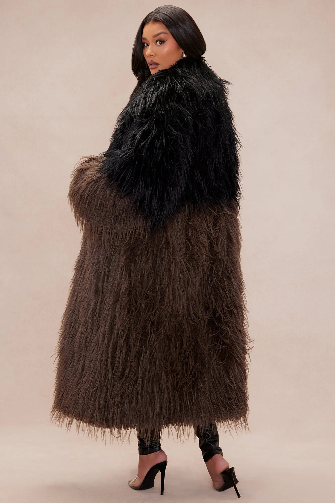 Aspen Luxe Fur Coat - Black/Brown