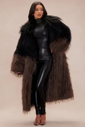 Aspen Luxe Fur Coat - Black/Brown