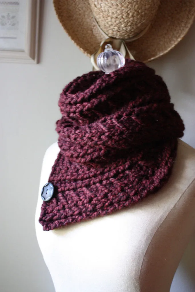 Bordeaux Cowl Neckwarmer Knitting Pattern