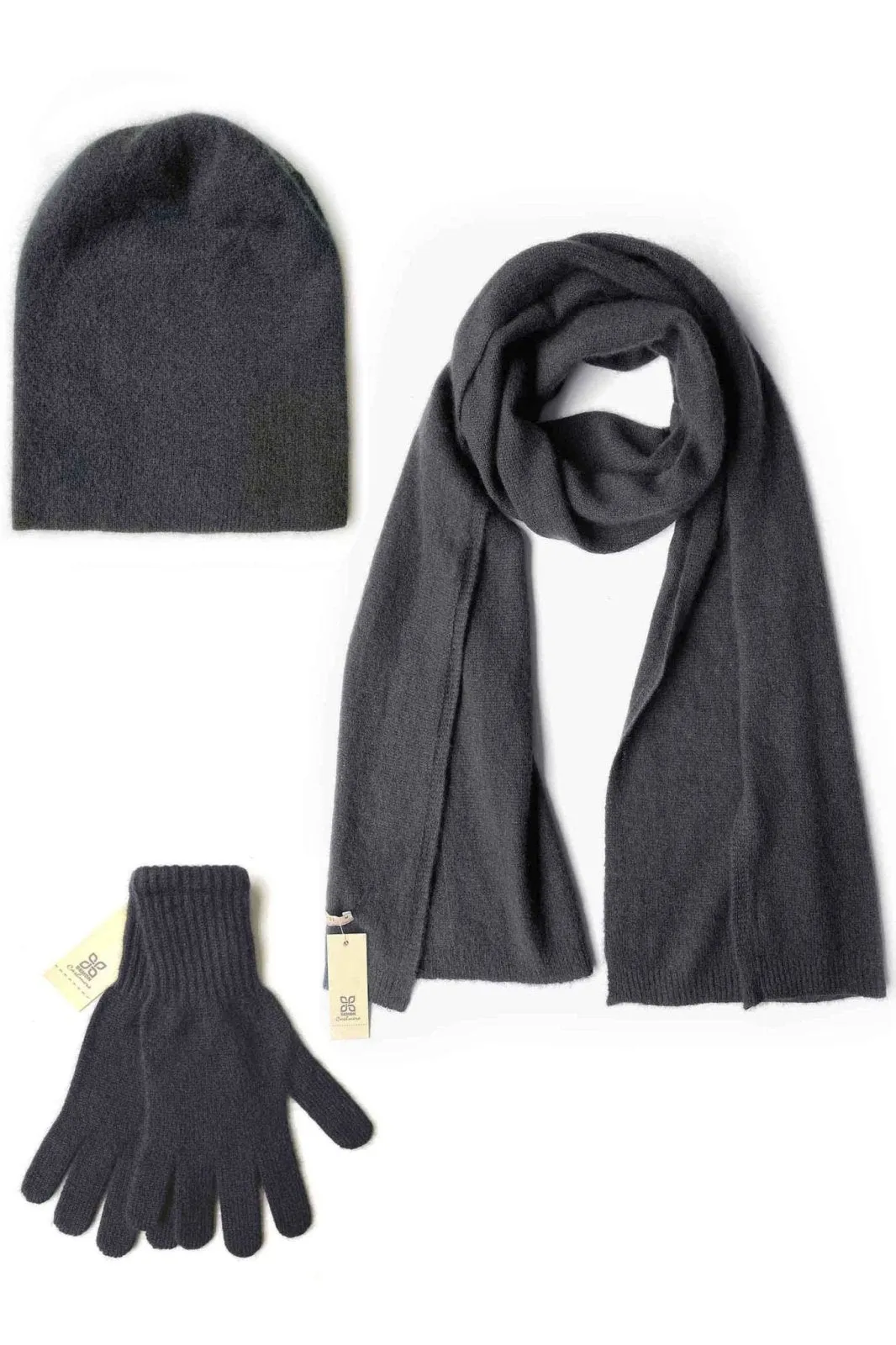 Cashmere hat, scarf and gloves set in black