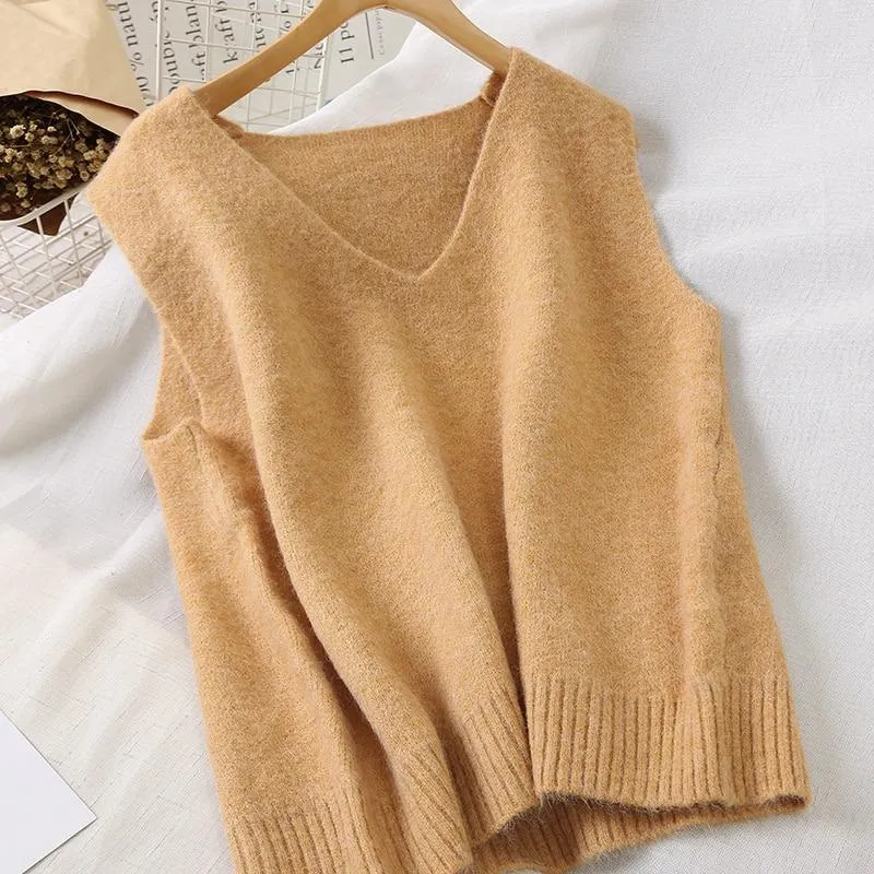 Knitted Sleeveless V-Neck Sweater Vest