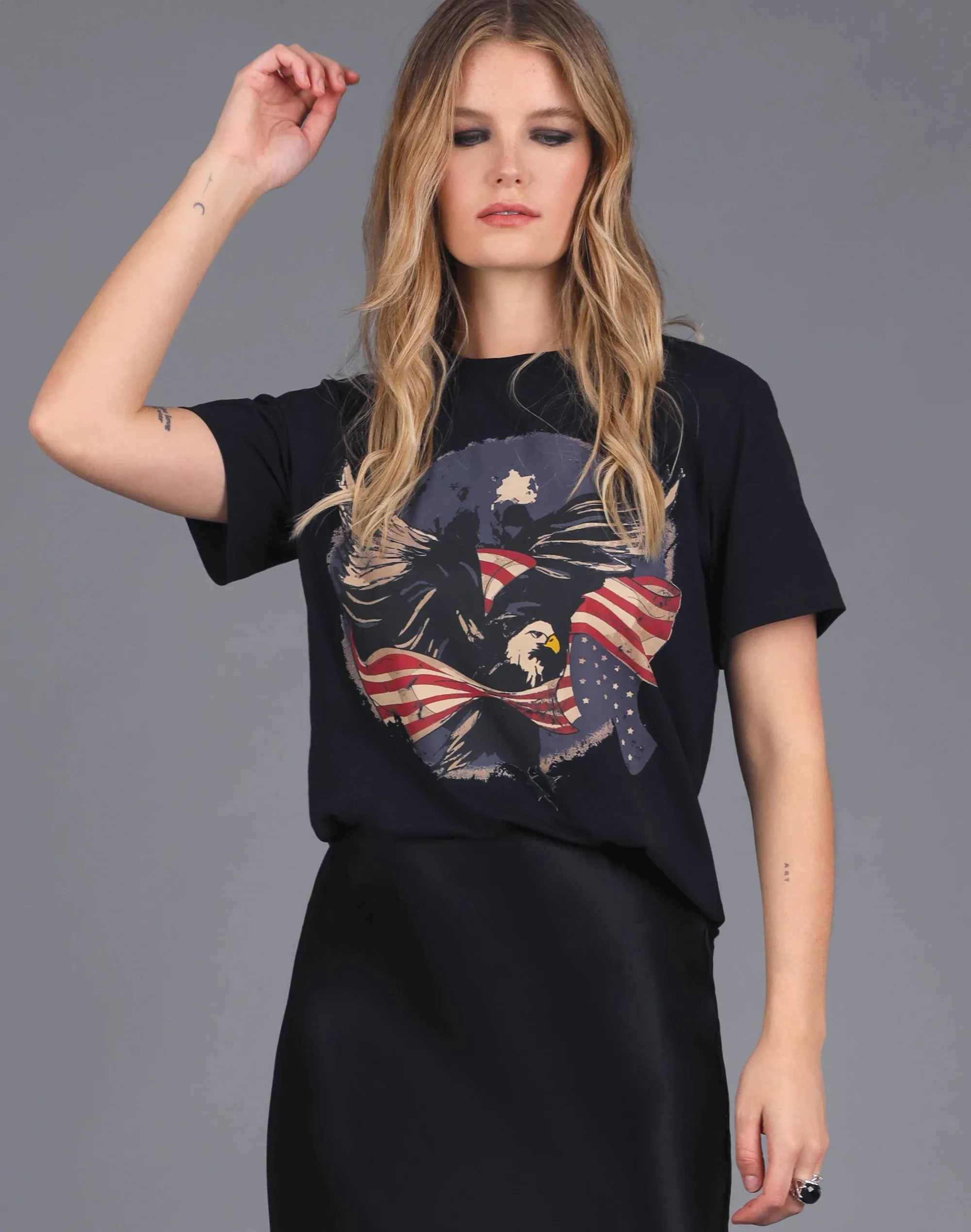 Long Live Eagle Print Tee - Black