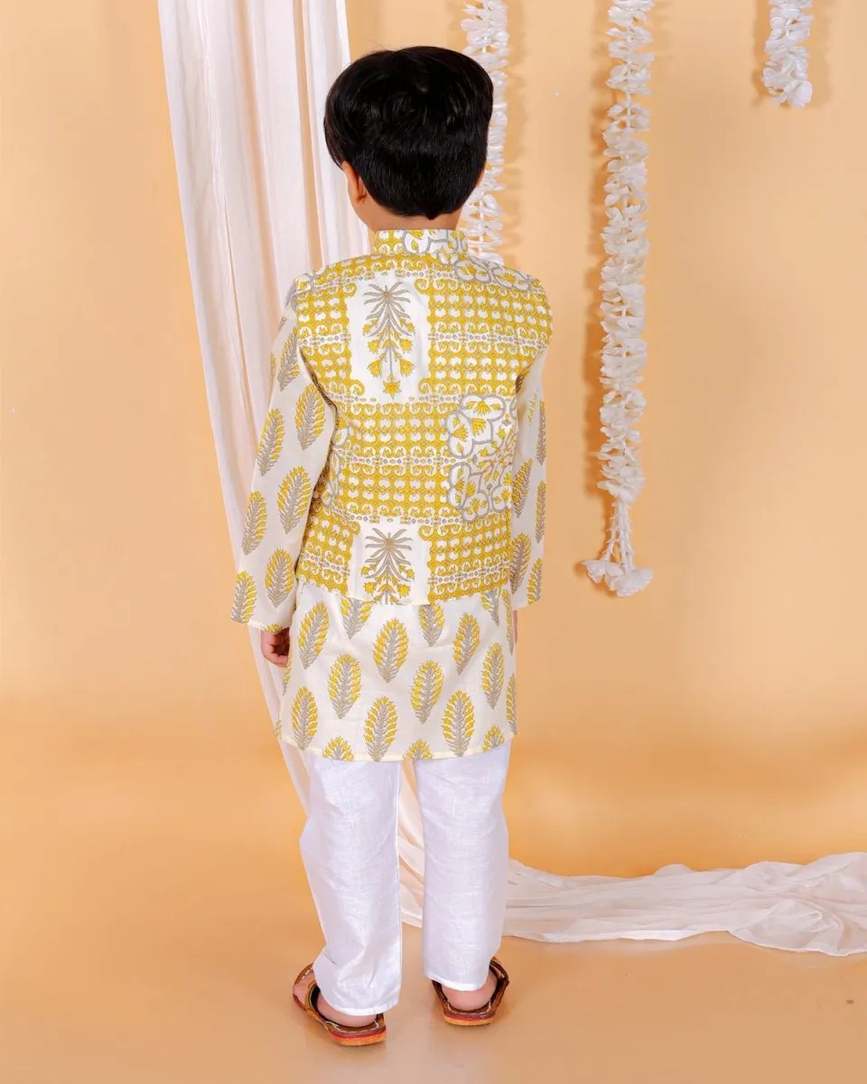 Madhupeela Boys Floral Print Jacket And Kurta Pajama Set