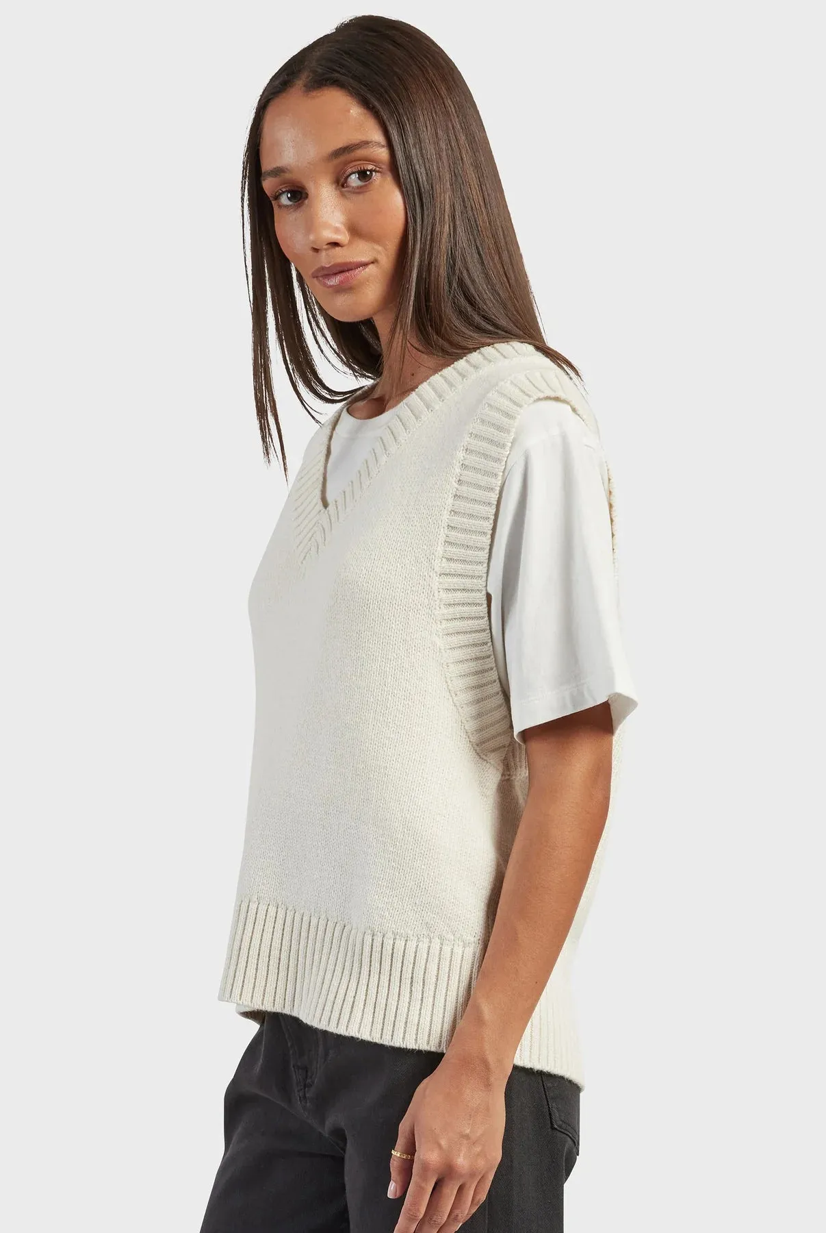 Malibu Knit Vest in Winter White