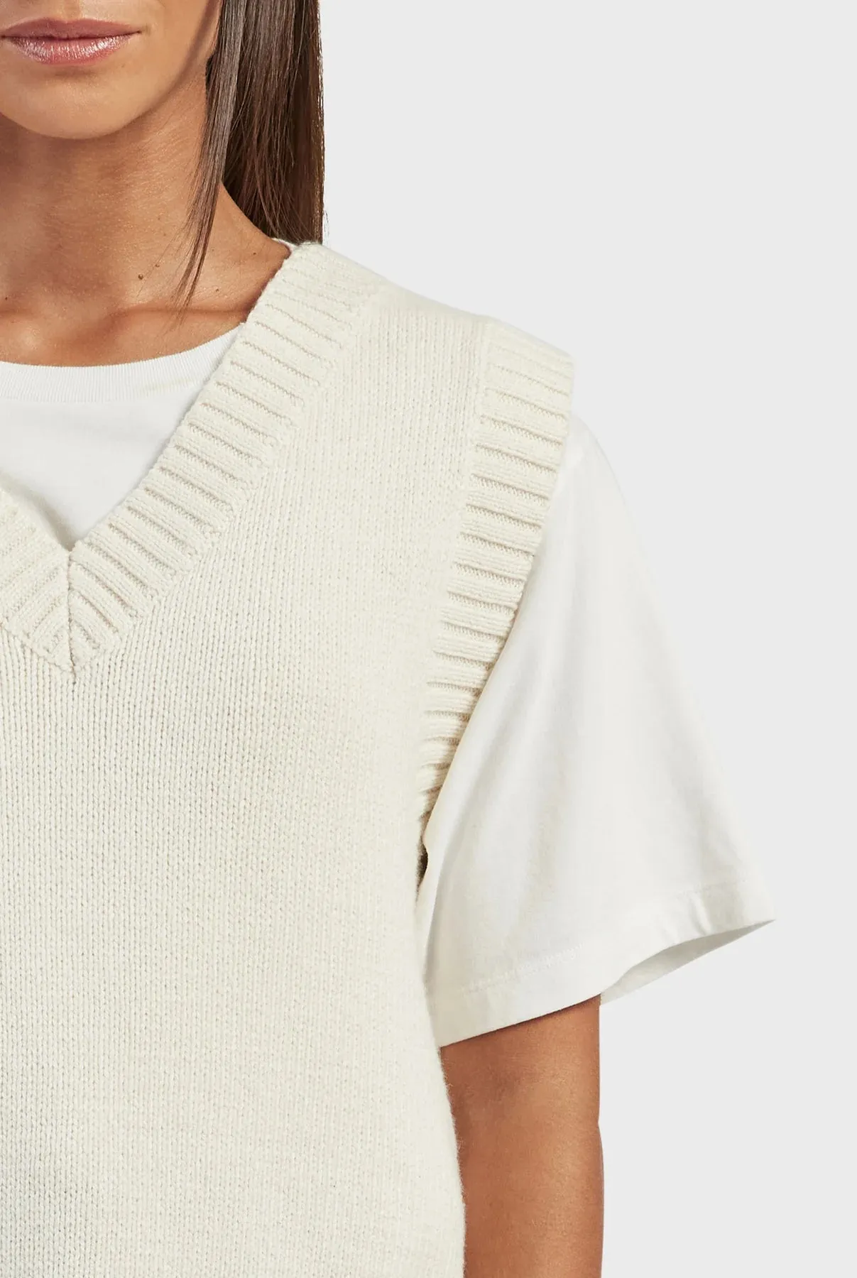 Malibu Knit Vest in Winter White