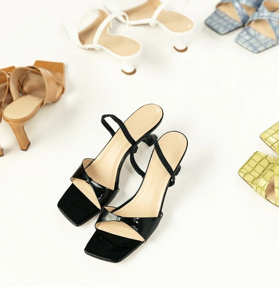 Sayuri Black Patent Leather Sandals