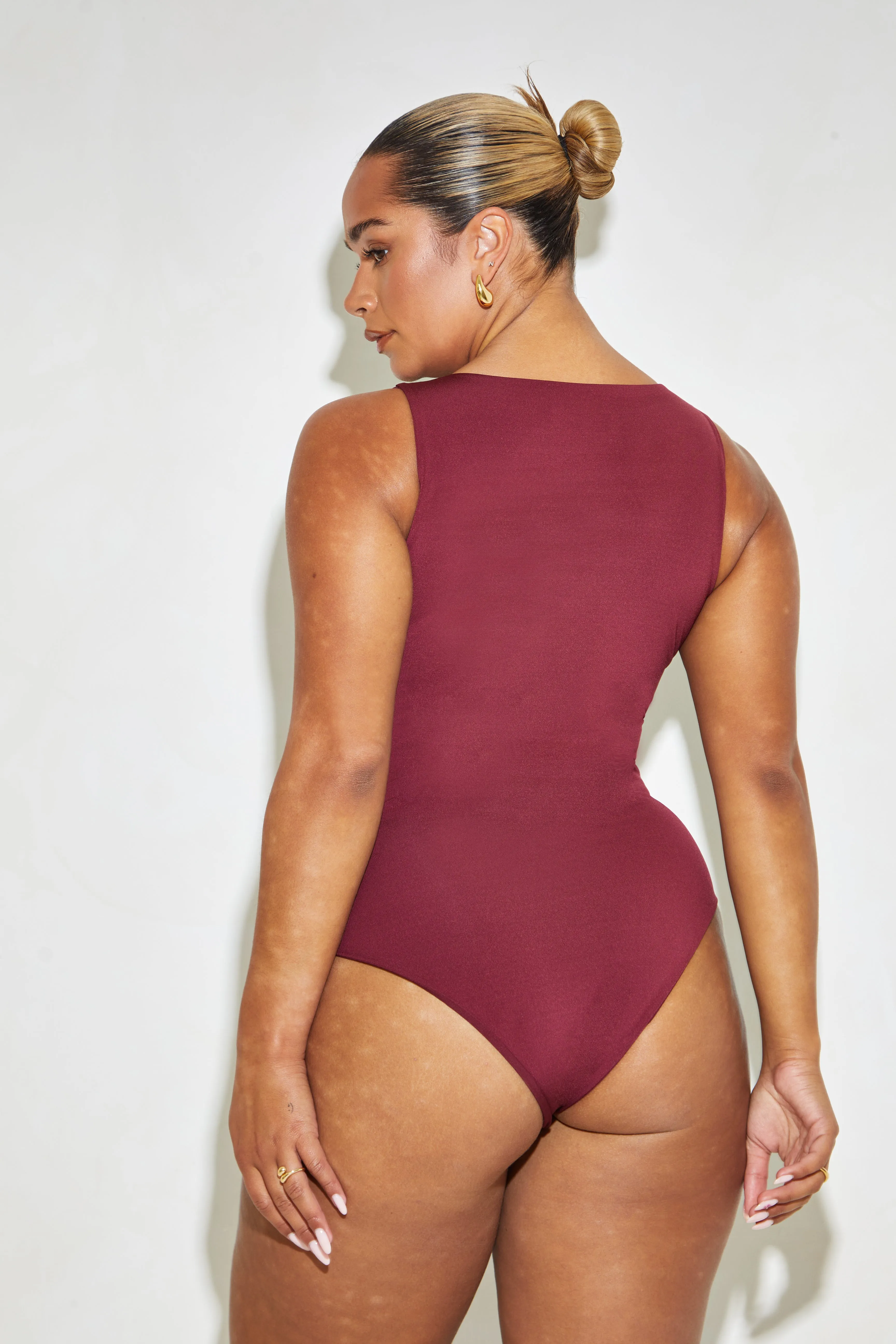 Scoop Neck Plunge Sleeveless 'Joy' Bodysuit - Zinfandel