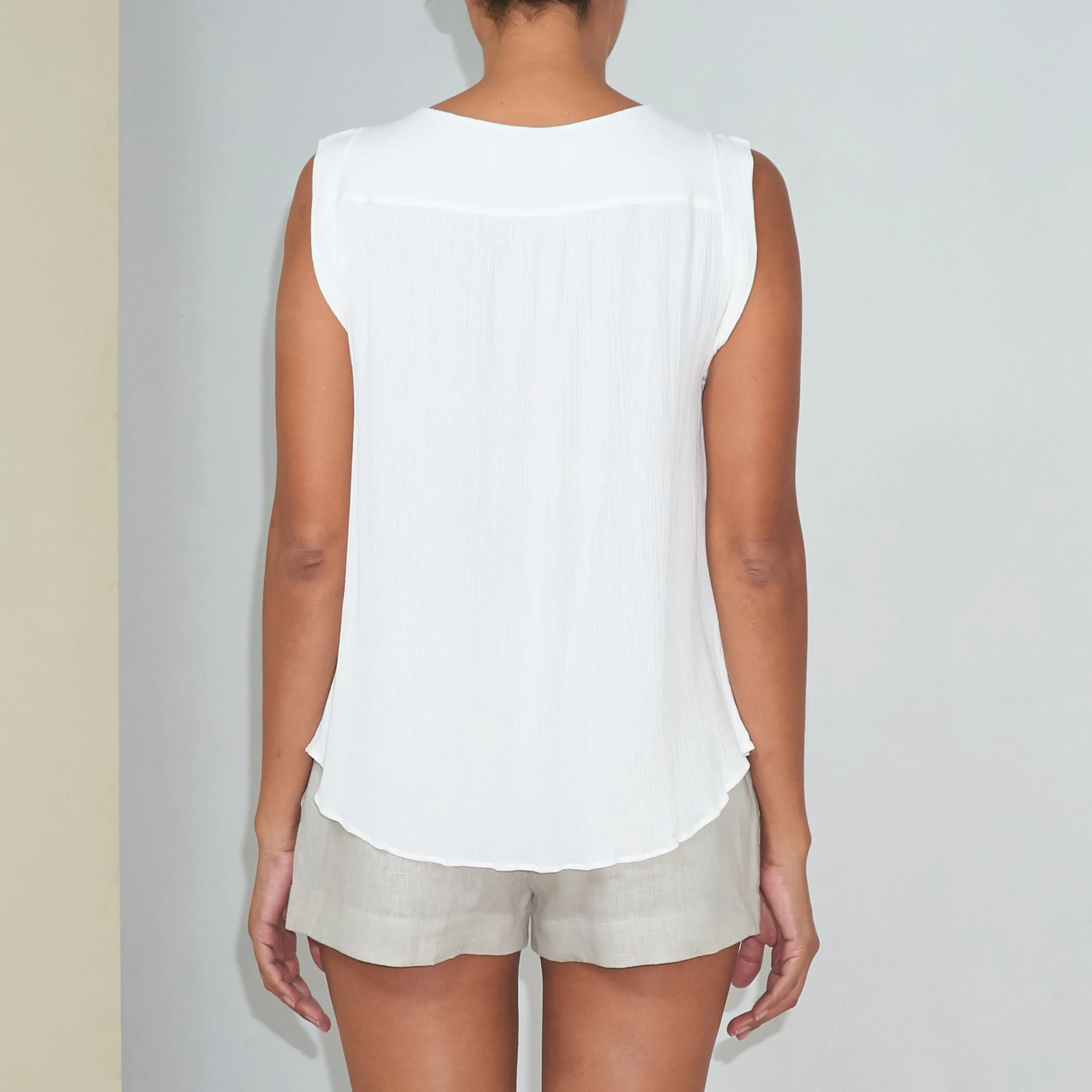 TRANSIT SLEEVELESS TOP - Crinkled Rayon | Off White