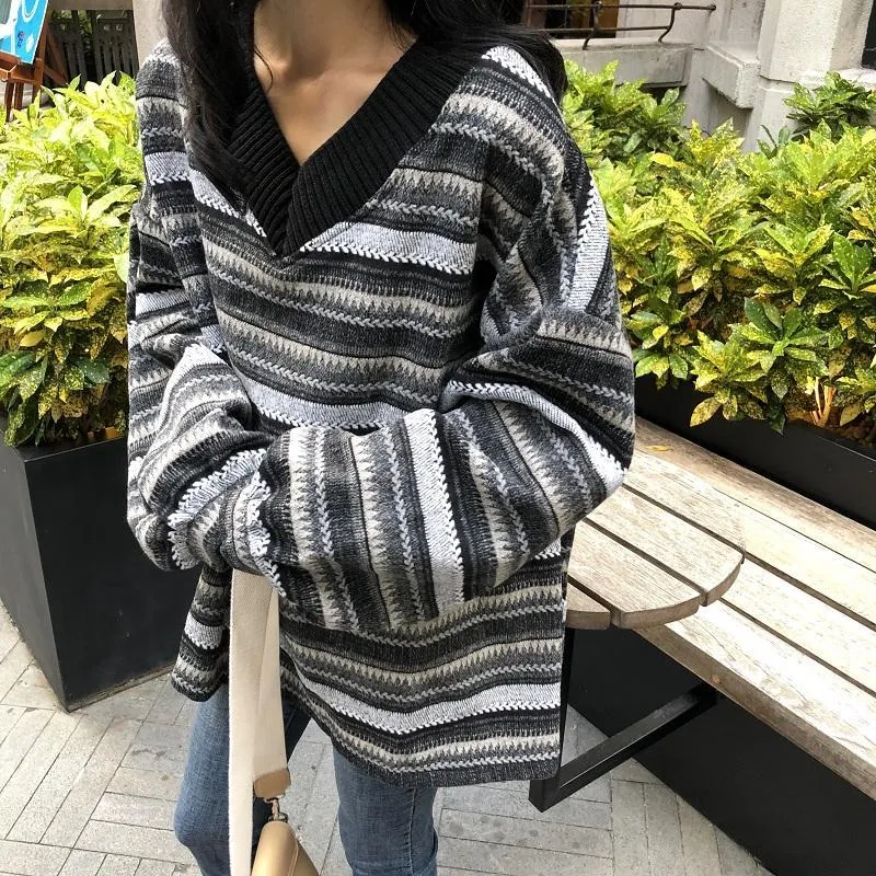 V-Neck Striped Korean Aesthetic Knitted Sweater