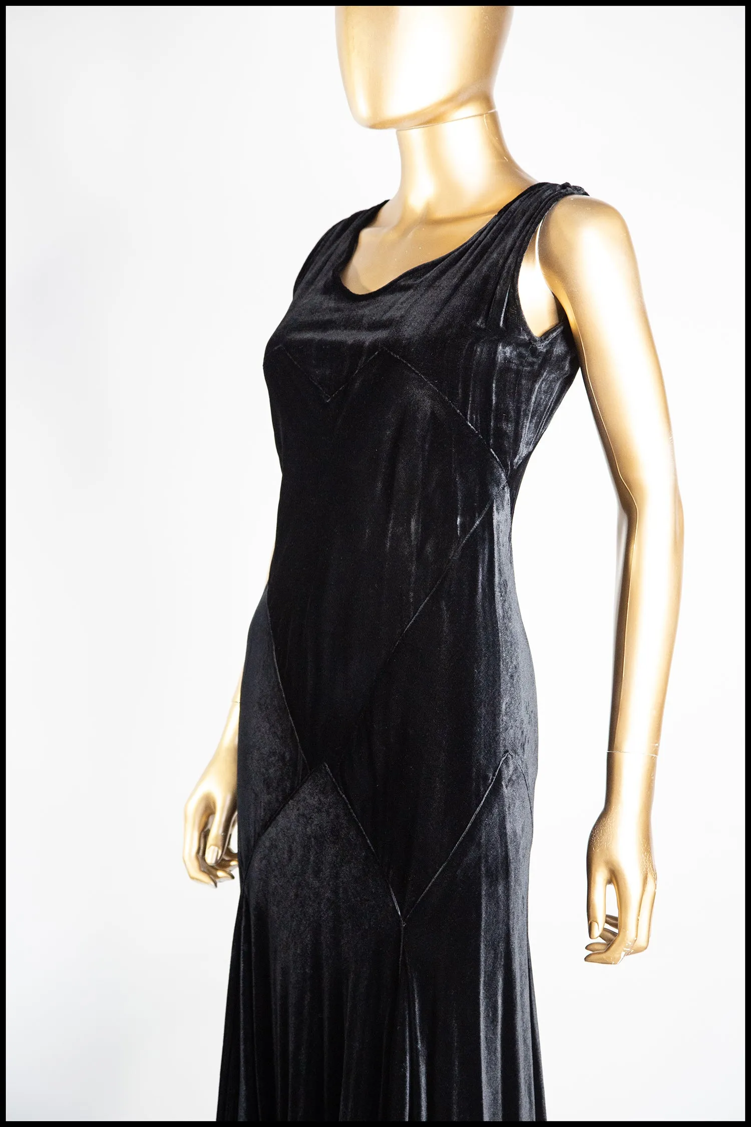 Vintage 1930s Black Bias Cut Velvet Dress