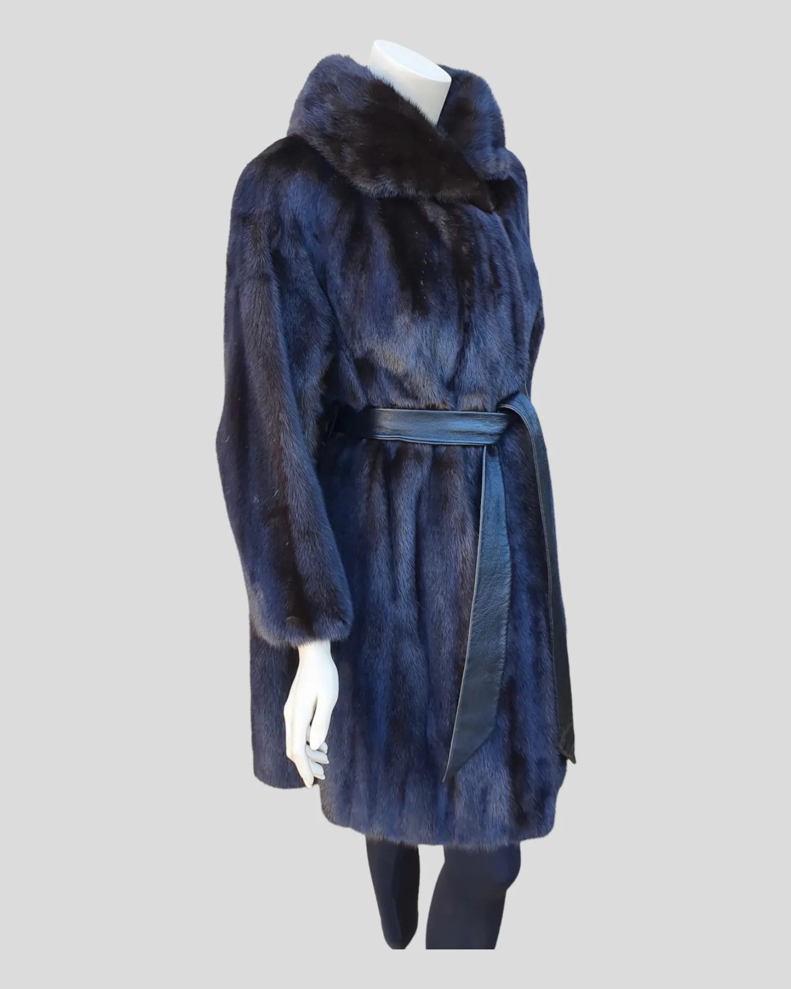 Vintage Dark Mink Fur 7/8 Coat -L