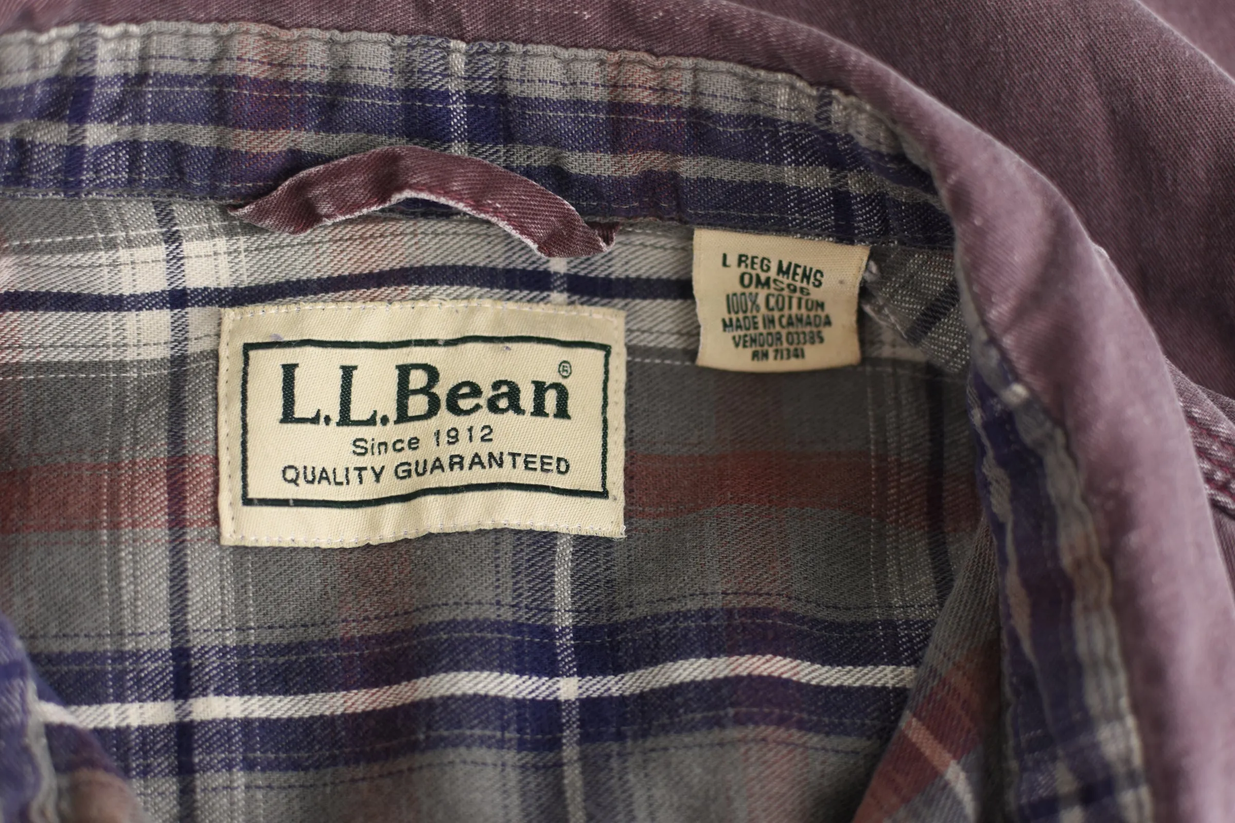 Vintage L.L. Bean Distressed Purple Button Down Shirt Men's Large