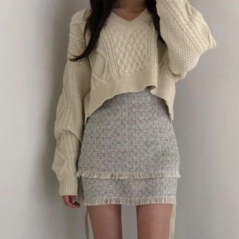 Vintage Loose Knit Braids Sweater   Small Skirt