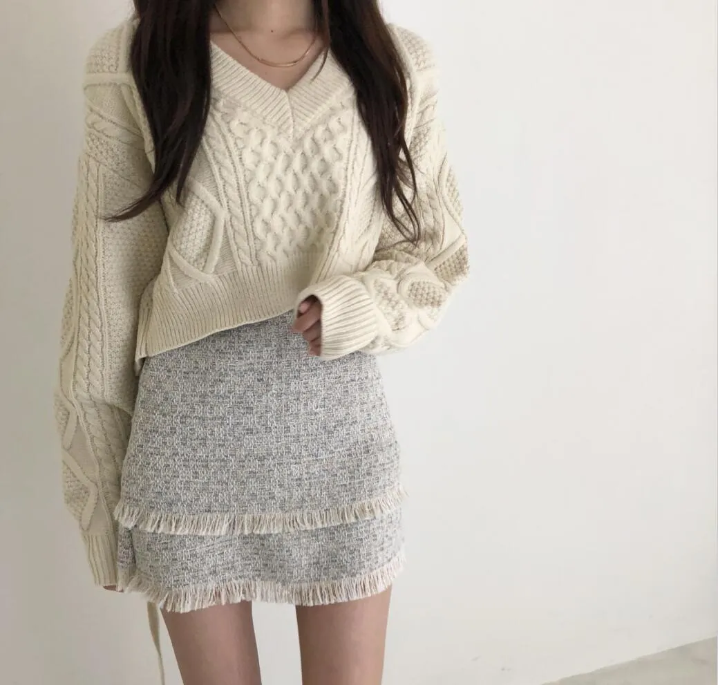 Vintage Loose Knit Braids Sweater   Small Skirt