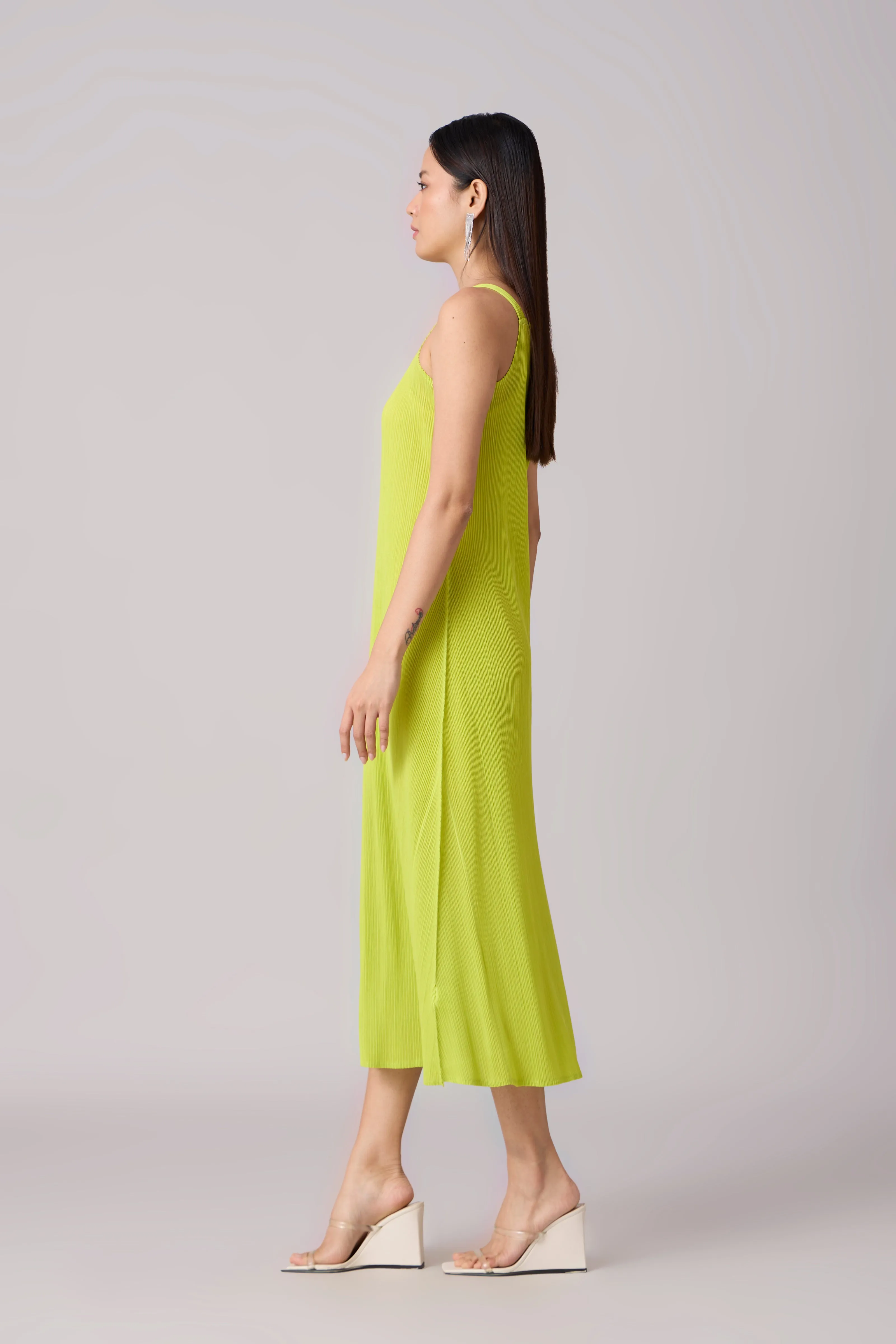 Willa Pleated Dress - Lime