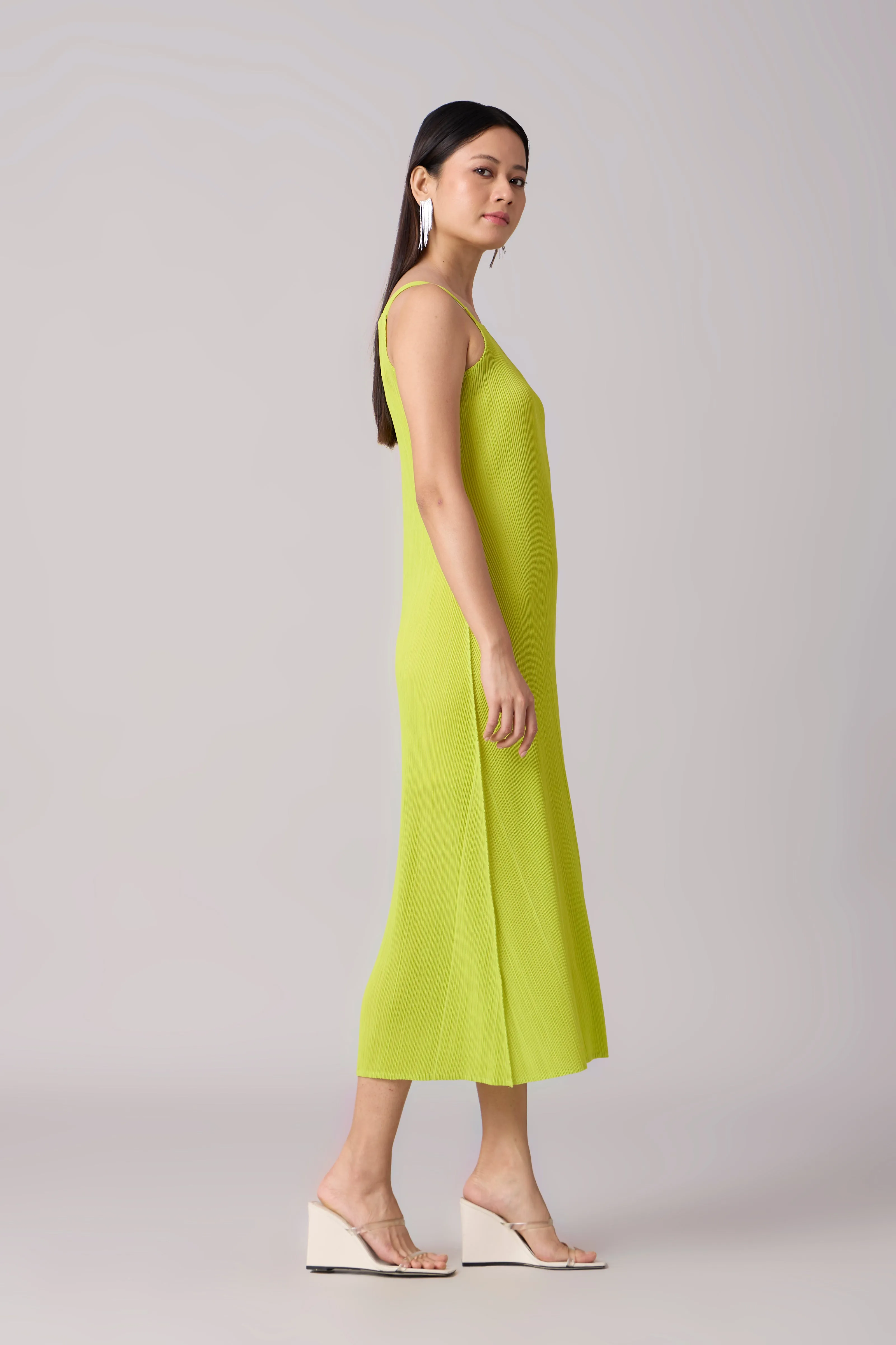 Willa Pleated Dress - Lime