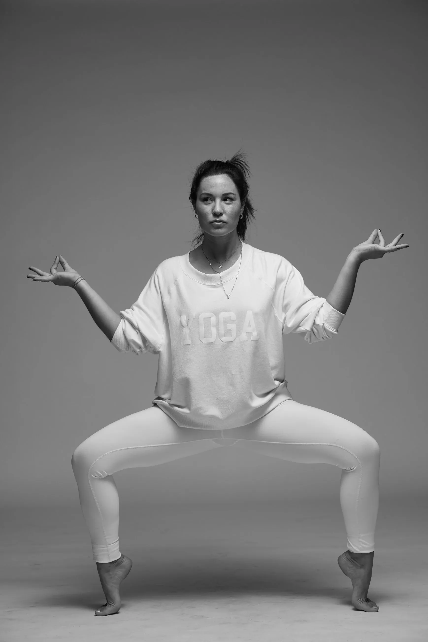 YOGA SWEATSHIRT WHITE ON WHITE